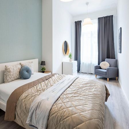 Super Central Cozy Apartment Next To The Budapest Eye Exteriör bild